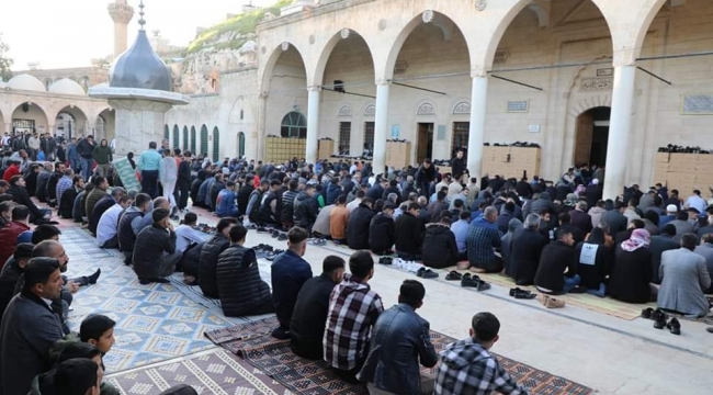 Şanlıurfa'da Ramazan bayram namazı coşkusu