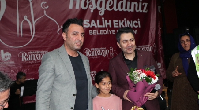 Viranşehir'de Abdurrahman Önül konserine büyük ilgi 