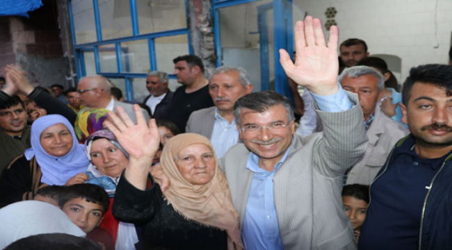 CHP ve İYİ Parti'den AK Parti'ye geçtiler