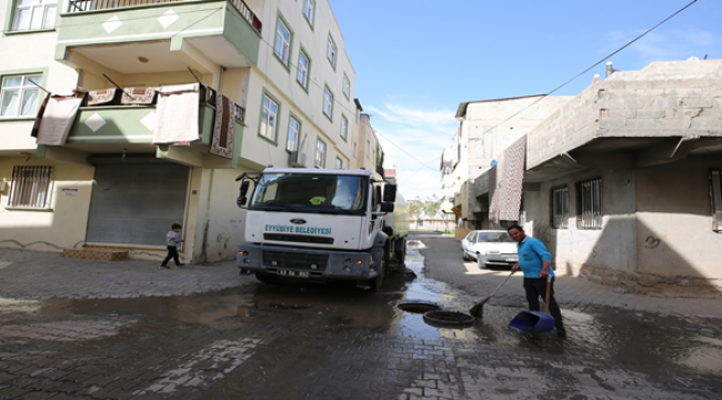 Eyyübiye'deki detaylı temizlik halkın takdirini kazanıyor