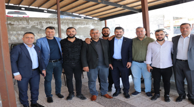 Eyyüpoğlu: "Vatandaşlar Cumhurbaşkanımızın Bayrağını Dalgalandırıyor"