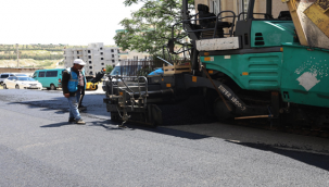 Haliliye Belediyesi Sıcak Asfalt Çalışmalarını Sürdürüyor