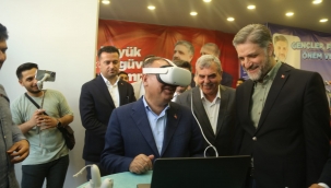 Önen, Türkiye'nin ilk dijital genç ofisini açtı