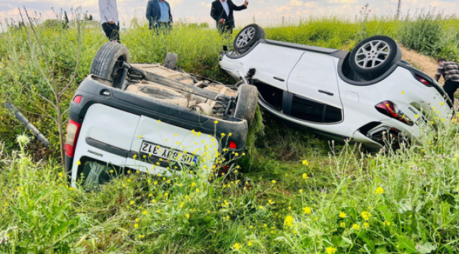 Şanlıurfa'da iki otomobil kafa kafaya çarpıştı, 5 yaralı