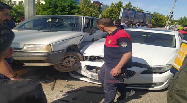Şanlıurfa'da trafik kazası, 2 yaralı