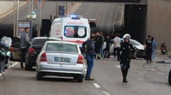 Şanlıurfa'da zincirleme trafik kazası, 2 yaralı