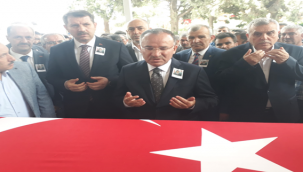 Şehit Gaffar Mayik Şanlıurfa'da Kürtçe ağıtlarla son yolculuğuna uğurlandı