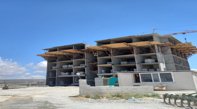 Urfa'da deprem konutları hızlı devam ediyor