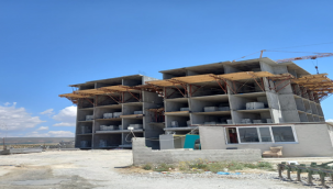 Urfa'da deprem konutları hızlı devam ediyor