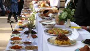 Urfa'nın zengin yemekleri yarıştı!