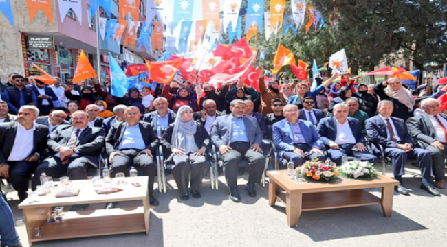 Viranşehir'de Bakan Bozdağ'ın Katılımı İle Yazmacı'nın Seçim Bürosu Açılışı Mitinge Dönüştü