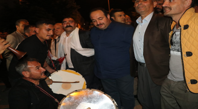 Viranşehir'de Cumhurbaşkanı Erdoğan'ın Seçim Zaferi Coşkuyla Kutlandı