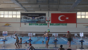 Başkan Beyazgül'den Gençlere Müjde; "Tüm Havuzlar Yarın Açılıyor"