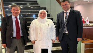 Dr. Kırhan 25 yılık hocası olan Milletvekili Yıldız Konal Süslü ziyaret eti 