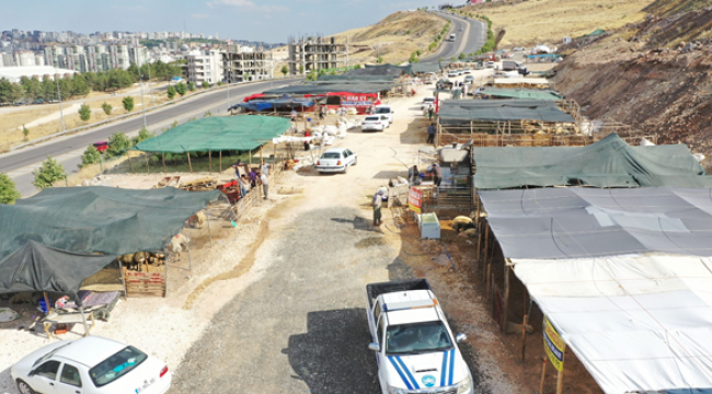 Karaköprü'de Kurban Satış ve Kesim Yerleri Belirlendi