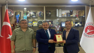 Kayıcı'dan Depremde 650 Hayat Kurtaran Kahramana Ödül