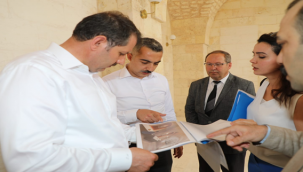 Vali Ayhan, Balıklıgöl'deki kemerlerde incelemelerde bulundu