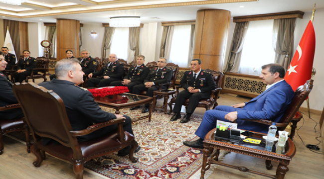 Vali Ayhan, Jandarma Teşkilatı'nın 148'üncü kuruluş yıl dönümünü kutladı