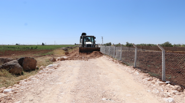 Viranşehir Belediyesinden Kırsal Mahalle İçi Yollarda Stabilize Yol Çalışması