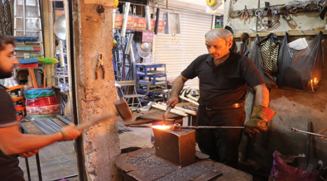 300 Derecede çalışıyorlar