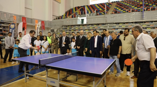 Başkan Beyazgül, 'gençler için durmak yok, yola devam''