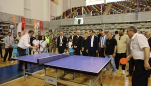 Başkan Beyazgül, 'gençler için durmak yok, yola devam''