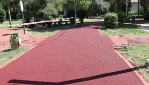 Büyükşehir Parklardaki yürüyüş yollarını yeniledi