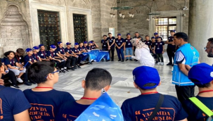 Depremzede Öğrenciler İstanbul'un Keyfini Çıkardı