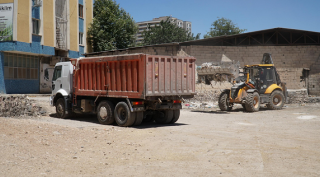 Haliliye'de Kurban Bayramı Sonrası Kapsamlı Temizlik Çalışması