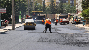 Haliliye'de sıcak asfaltla yollar daha konforlu