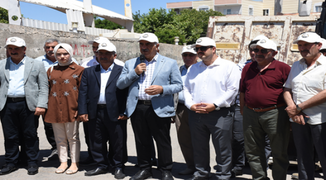 Hilvan Bağlar Mahallesi'nde de Doğalgaz Altyapı Çalışmaları Başladı