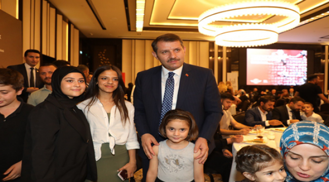 Şanlıurfa'da 15 Temmuz şehit aileleri ve gaziler onuruna yemek