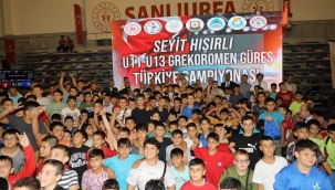 Türkiye Güreş şampiyonası Urfa'da start aldı