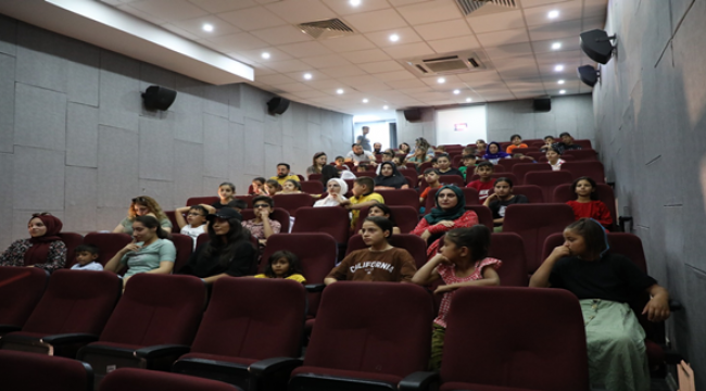 Viranşehir Belediyesi Özel Çocuklara Sinema Heyecanı Yaşattı 
