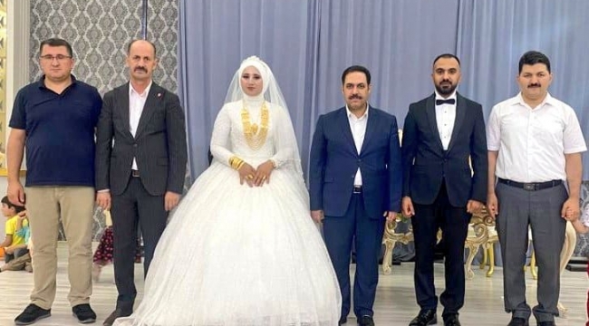 Yavuz ve Bilici Gazi Yıldız'ı Mutlu Gününde Yanlız Bırakmadılar.