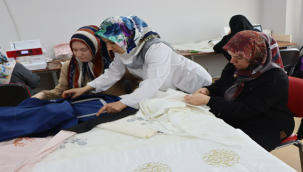 Anneler Kursta, Çocuklar Kreşte