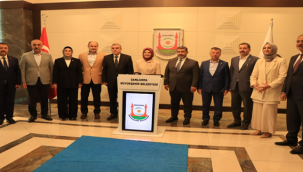 Bakan Mahinur Özdemir Göktaş'tan Başkan Beyazgül'e Ziyaret 