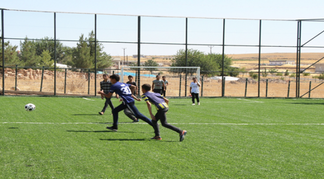 Başkan Canpolat İle Gençler İçin 21 Semt Sahası Kazandırıldı 