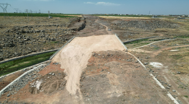 Büyükşehir'den Viranşehir'de Yol Çalışması