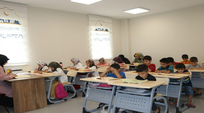 Gençler Büyükşehir'in Gençlik Merkezlerinde Geleceklerine Yatırım Yapıyor
