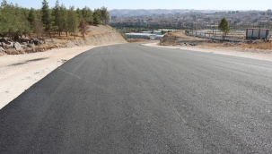 HALİLİYE'DE SICAK ASFALT ÇALIŞMALARI DEVAM EDİYOR