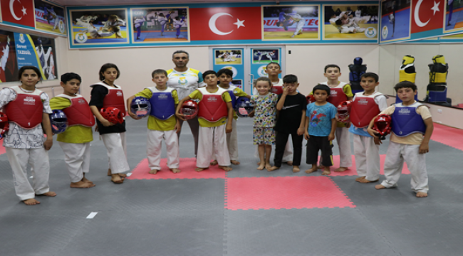 Haliliye'li Gençlerden salon sporlarına yoğun ilgi