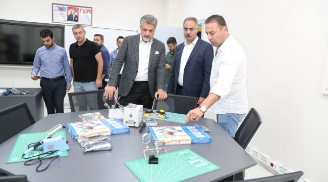 Milletvekili Önen: Dünya Teknolojisi Eyyübiye'ye Getirilmiş