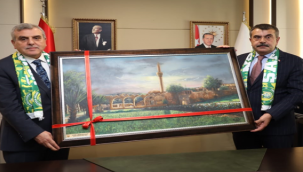 Milli Eğitim Bakanı Tekin'den Başkan Beyazgül'e ziyaret