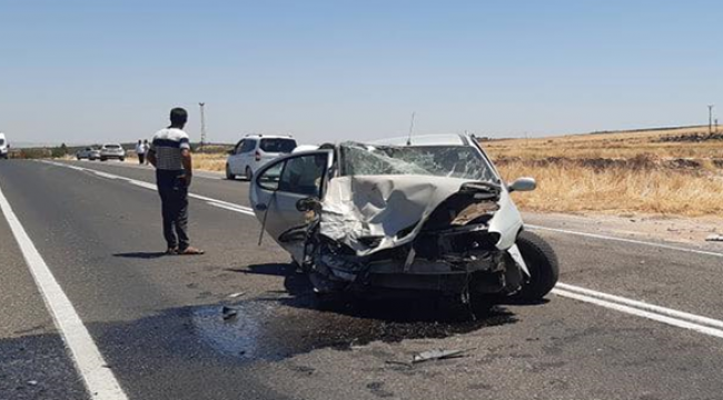 Şanlıurfa-Gaziantep yolunda kaza, 2 yaralı