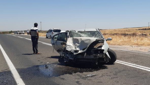 Şanlıurfa-Gaziantep yolunda kaza, 2 yaralı