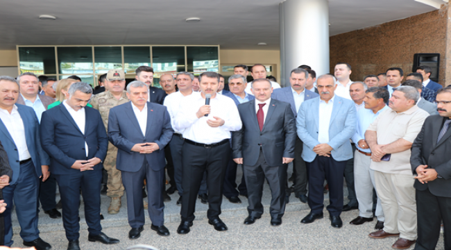 Şanlıurfa Valisi Salih Ayhan Urfa'da ayrıldı