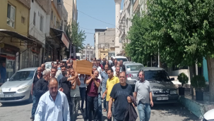 Seyfettin Sucu'nun oğlu Mustafa Sucu son yolculuğuna uğurlandı