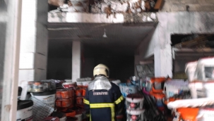 Urfa'da iş yeri kül oldu 