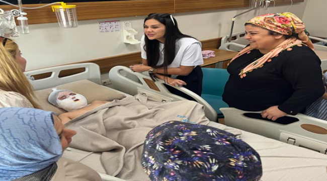 Azerbaycanlı çocuk Şanlıurfa'da şifa buldu